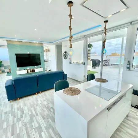아파트 Blanca Tenerife - Atico Loft 산이시드로